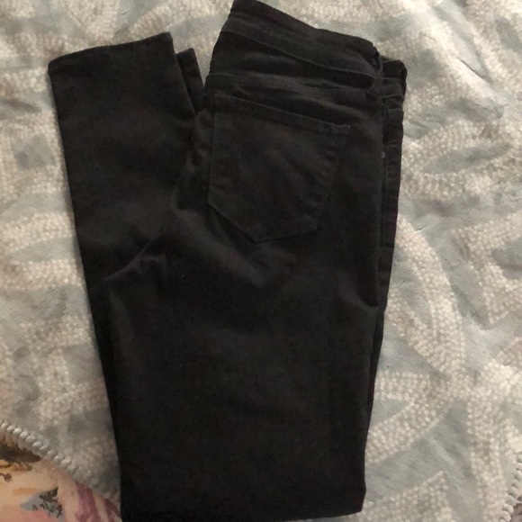 Old Navy Denim - Old Navy Rockstar skinny jean